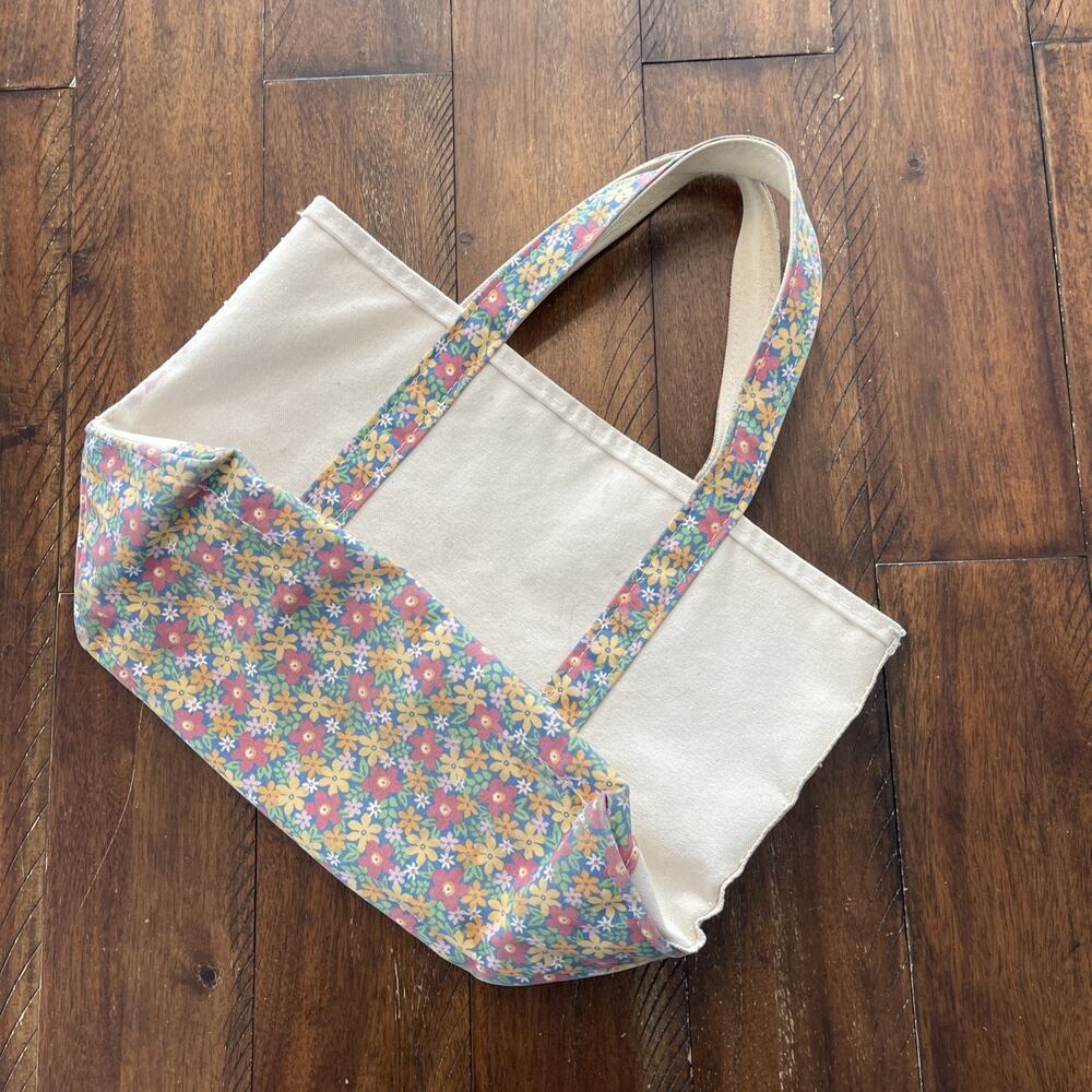 L.L. Bean vintage cream floral 1990s boat and tote medium short handle bag purse - Picture 10 of 10